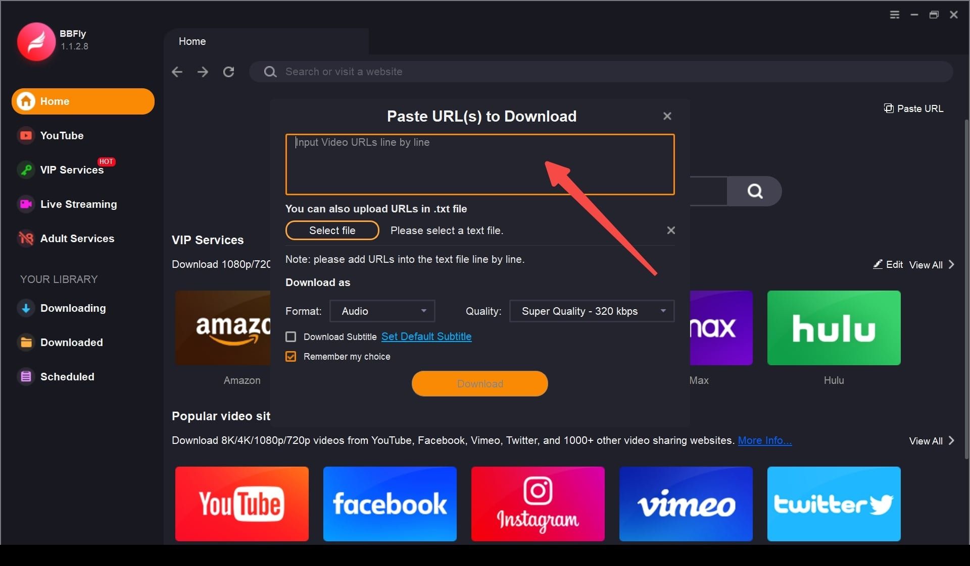<b>Passaggio 2: </b>Accedi, quindi riproduci il programma o l’episodio che vuoi salvare.